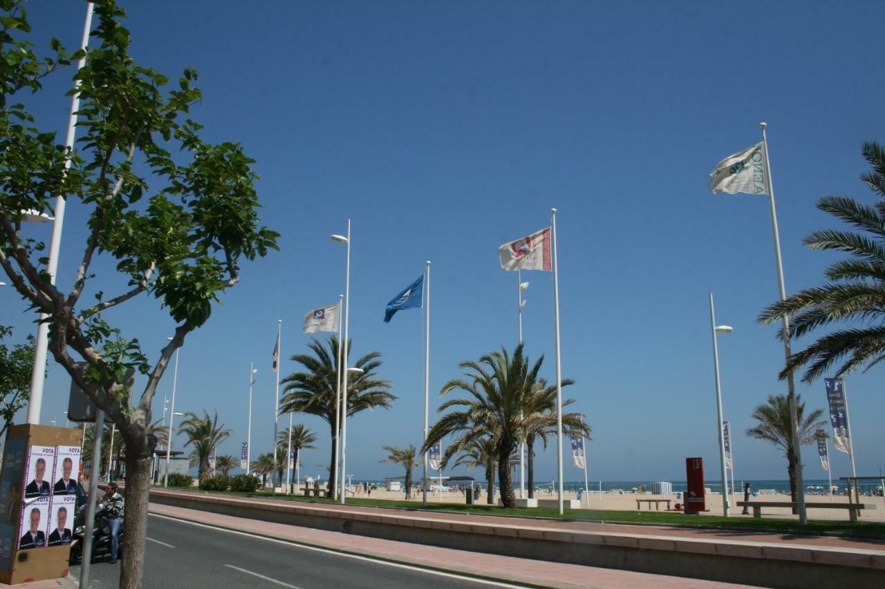 Apartamento Solmar Playa De Gandia Bagian luar foto
